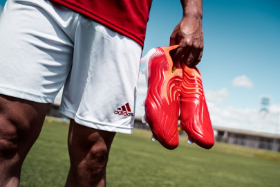 Le nuove scarpe da calcio adidas Meteorite Pack